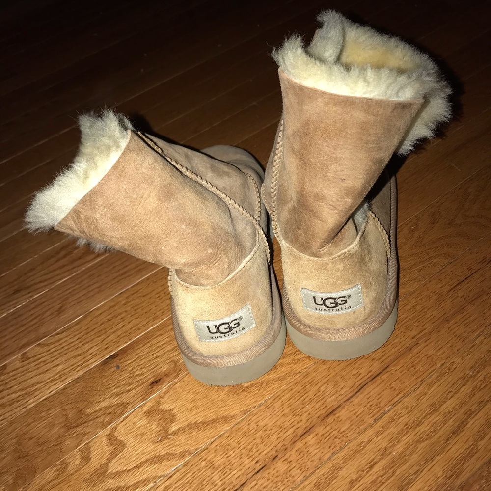 Bailey Button Uggs - image 2